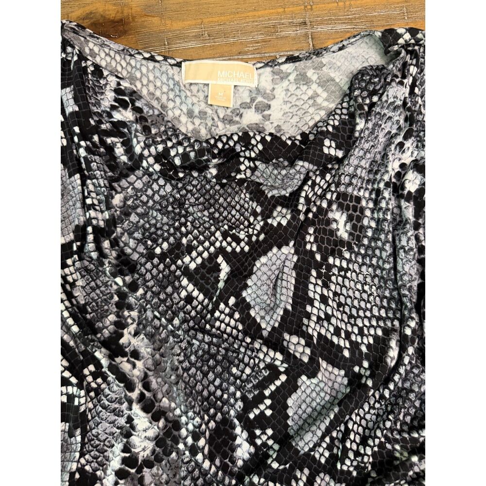 Michael Kors Snake Print Ruched Side Tunic Top Medium Gray Black 3/4 Sleeve - Picture 8 of 8